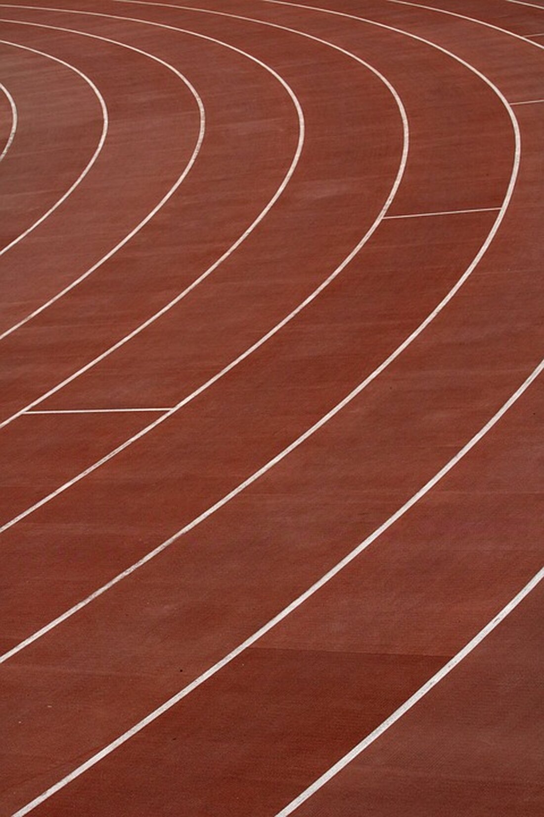 Hürden für Betriebsrenten in Deutschland zu hoch? Ein Blick ins Ausland zeigt, wie effiziente Altersvorsorge möglich ist. Erfahren Sie mehr.