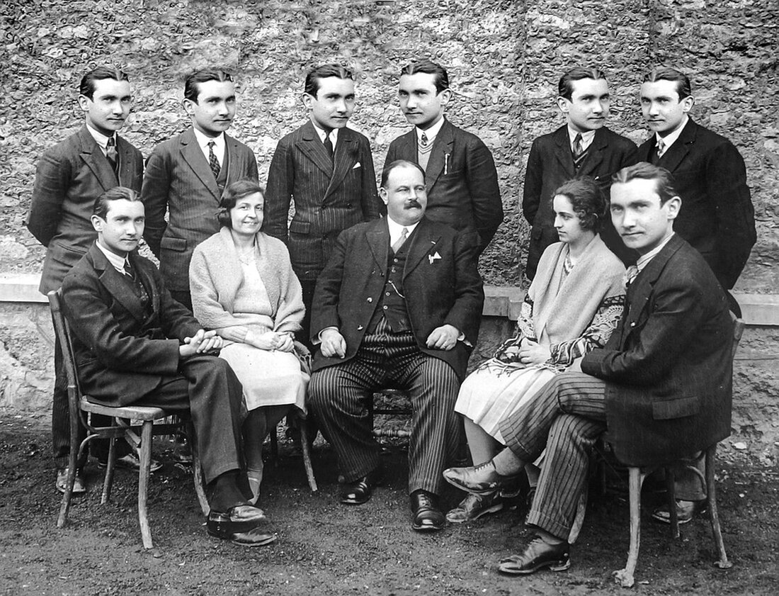 Betriebsrat von thyssenkrupp stellt Bedingungen für die Neuordnung der Stahl-Sparte - Aktie steigt über 18.04.2024. Erhalte alle Details hier!