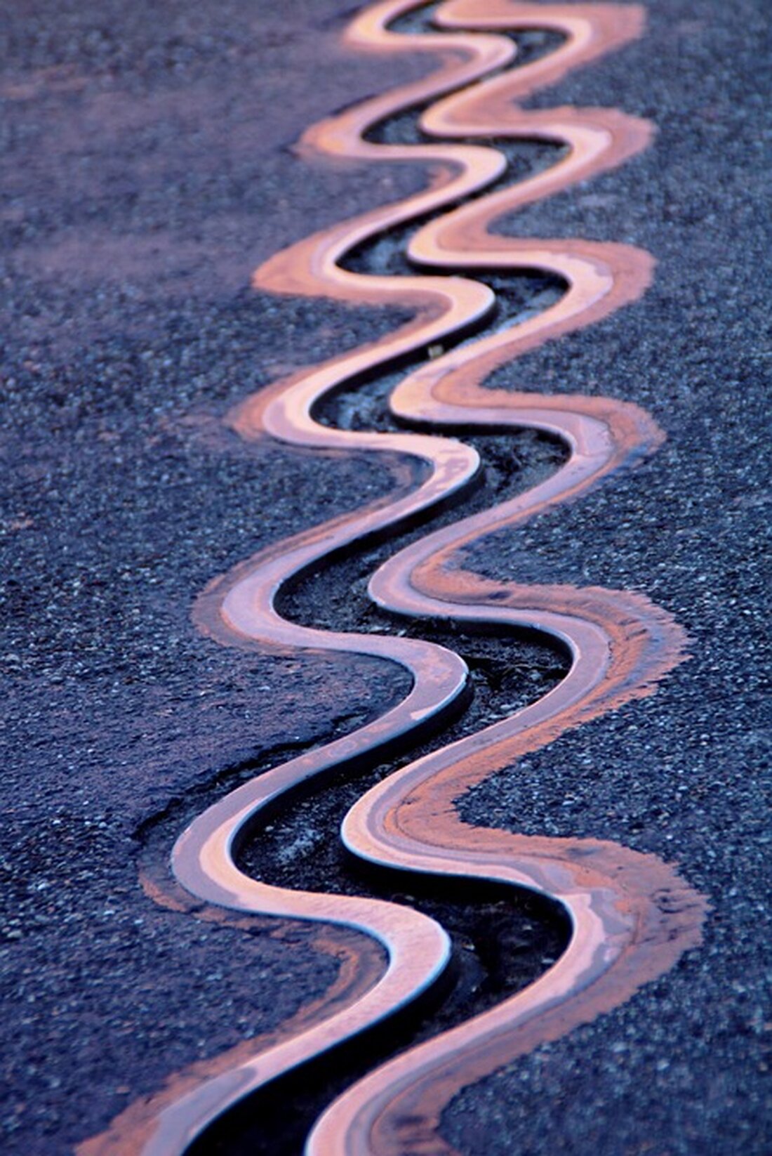 Hacker-Angriff auf Verbraucherzentrale Hessen stoppt E-Mail-Kommunikation. Serverdaten verschlüsselt, Beratungsstelle weiterhin erreichbar. Informationen zum Cyberangriff.