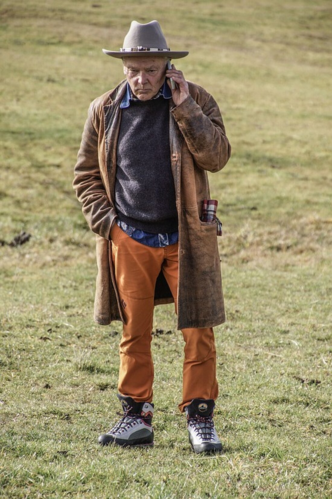 Die Regierung beschließt Mietpreisdeckel - Begrenzung auf 5% Anstieg pro Jahr für 2024-2026. Details zur Wirtschaftspolitik. 🏡 #Mietpreisdeckel #Wirtschaftspolitik #Regierungsparteien #Teuerung