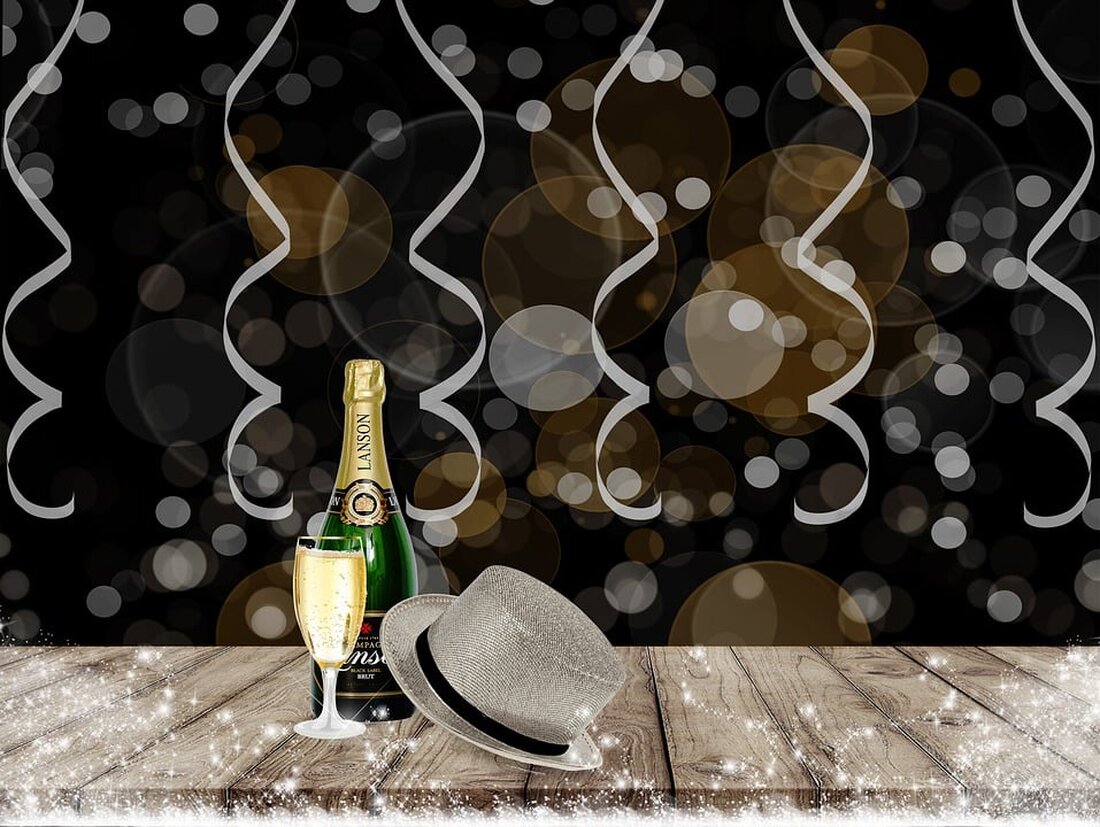 Entdecken Sie die Bedeutung hinter dem Satz "Nur einen Moment...". Erfahren Sie, wie dieser kleine Augenblick Großes bewirken kann. Ein fesselnder Einblick in eine alltägliche Phrase. #Bedeutung #Augenblick #Hintergrund