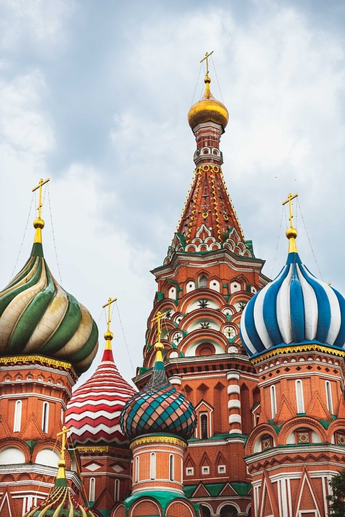 Russia's economy grows slower but still outpaces the West. Discover how Western sanctions impact Russia's growth and why experts predict a stronger economy in 2024. Find out more here.