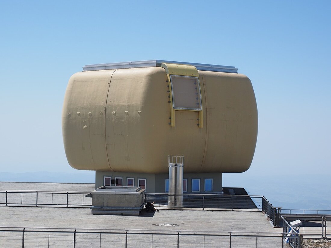Swisscom erweitert ihr Versicherungsangebot in Zusammenarbeit mit bekannten Unternehmen wie Zurich, Axa und ERV. Erfahren Sie mehr über die neue Rolle des "Blauen Riesen" als Versicherungsvermittler.