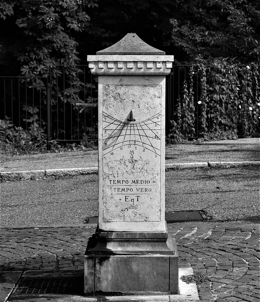 Wirtschaftsminister Habeck kritisiert FDP-Vorschlag - Szenario für Ampel-Bruch? Expertenmeinung im Artikel von Moritz Maier. 🌐 #Politik #Wirtschaftswachstum #AmpelKoalition #FDPSeitenhieb