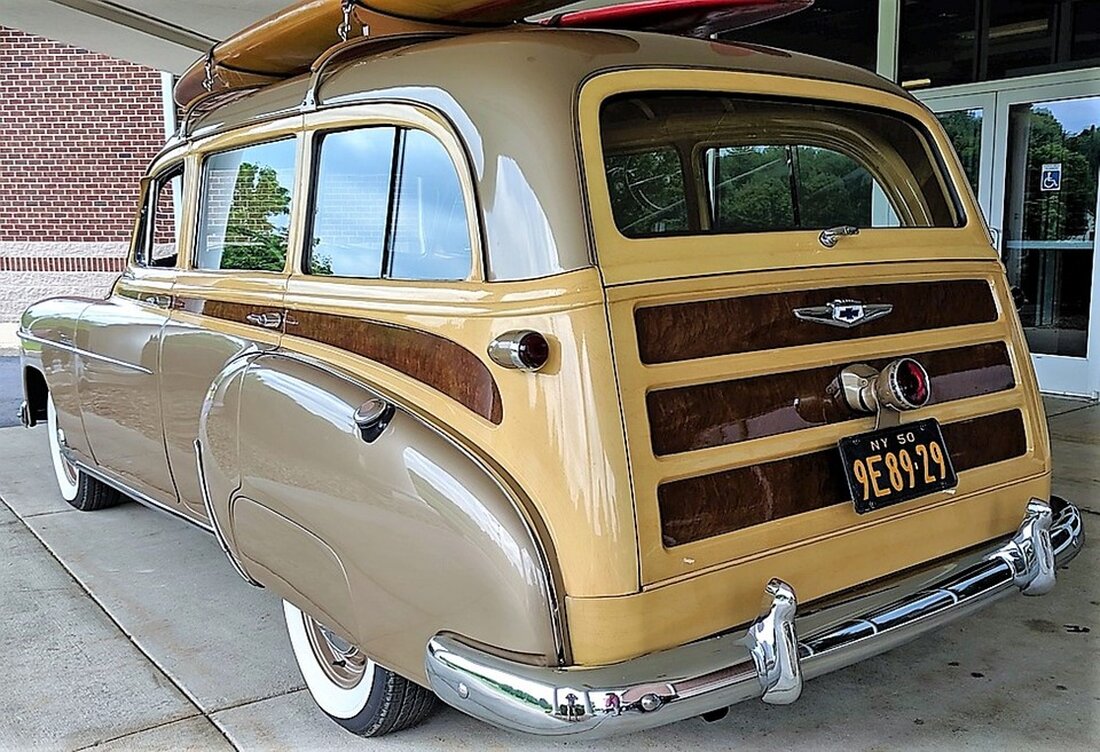 Gemäß einem Bericht von www.faz.net, Der Immobilienkonzern Adler Real Estate hat laut der Finanzaufsicht Bafin in den Bilanzen der Jahre 2020 und 2021 seine finanzielle Lage zu rosig dargestellt. Neben überhöhten Wertansätzen für das Immobilienprojekt „Glasmacherviertel“ in Düsseldorf und einer zu hohen Bewertung der Beteiligung an der Wohnungsgesellschaft Accentro, sei auch ein 265 Millionen Euro schweres Darlehen an die luxemburgische Mutter Adler Group ohne Sicherheiten im Abschluss für 2021 nicht vermerkt worden. Die Bafin hat das mehr als zwei Jahre dauernde Bilanzkontrollverfahren gegen Adler Real Estate abgeschlossen. Die überhöhten Bewertungen des &#8222;Glasmacherviertel&#8220; in den Bilanzen 2020 und 2021 sowie die &hellip;