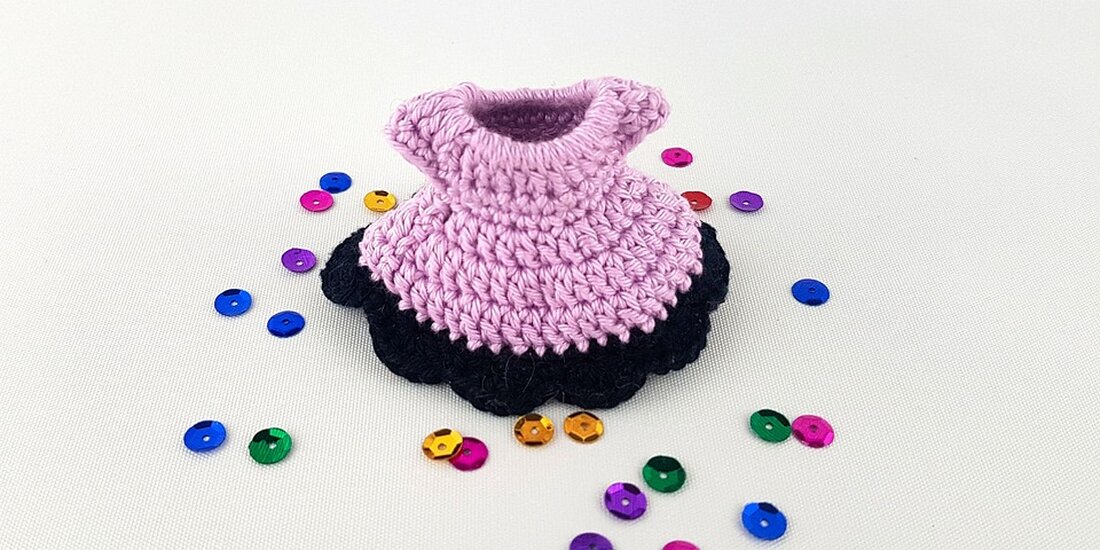 Gemäß einem Bericht von www.recklinghaeuser-zeitung.de, hat die einstige Problem-Immobilie Halterner Straße 47a einen Etappensieg errungen, da der neue Besitzer, Niza Mettin Gül, nach etlichen Renovierungsarbeiten das gesamte Gebäude vermietet hat. Dies ist ein vielversprechender Fortschritt für die Immobilie. Die Vermietung der Immobilie ist ein wichtiger Schritt, um die wirtschaftliche Rentabilität des Gebäudes zu verbessern. Die Renovierungsarbeiten haben offensichtlich dazu beigetragen, das Objekt für Mieter attraktiver zu gestalten, was zu einer schnellen Vermietung geführt hat. Dies zeigt, dass Investitionen in die Modernisierung und Renovierung von Immobilien eine positive Wirkung haben können und die Attraktivität einer Immobilie auf dem Markt steigern können. &hellip;