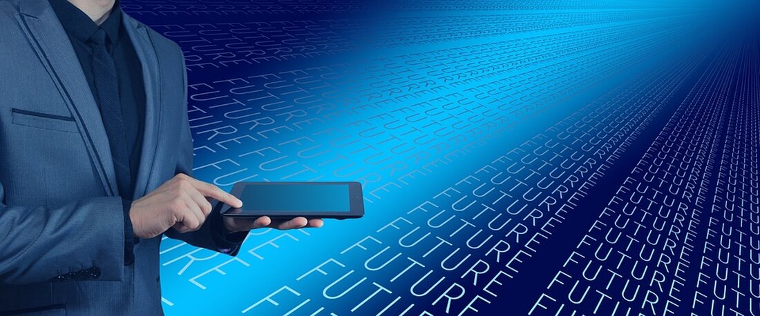 Gemäß einem Bericht von www.focus.de, Schwellenländer-ETFs bieten für Anleger die Möglichkeit, in aufstrebende Märkte zu investieren und ihr Portfolio zu diversifizieren. Als Experte für Investmentstrategien möchte ich darauf hinweisen, dass diese Anlageform trotz erhöhter Risiken eine sinnvolle Ergänzung für jedes Portfolio sein kann. Schwellenländer-ETFs bilden einen Index nach und ermöglichen so eine Investition in Aktienunternehmen aus den Schwellenmärkten. Dabei variieren die Länderklassifizierungen je nach Indexanbieter. Die meisten Schwellenländer-ETFs umfassen derzeit 24 Länder und investieren in 1.400 bis 2.100 große und mittlere Unternehmen. Eine Beimischung von Schwellenländer-Aktien reduziert das vorhandene Klumpenrisiko bei einem Investment in entwickelte Märkte, was aus Diversifikationssicht sinnvoll …