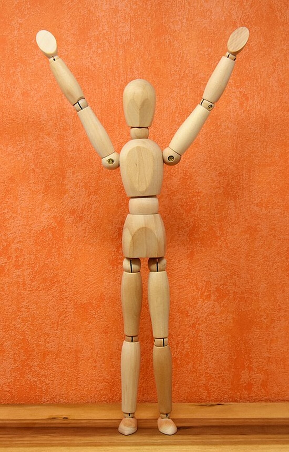 Gemäß einem Bericht von www.suedkurier.de, Die Auftragslage in Südbadens Betrieben bleibt angespannt. Die IHK Südlicher Oberrhein veröffentlichte kürzlich eine Umfrage, aus der hervorgeht, dass die Betriebe nach wie vor unter schlechter Auftragslage leiden. Die Unsicherheit und die Folgen der Corona-Pandemie machen es Unternehmen weiterhin schwer, ihre Produktion zu steigern und neue Aufträge zu generieren. Diese Situation hat auch Auswirkungen auf die Finanzbranche und den Markt. Laut aktuellen Daten der IHK Südlicher Oberrhein ist die Auftragslage in vielen Betrieben in Südbaden angespannt. Dies kann langfristige Auswirkungen auf die regionale Wirtschaft haben, da sich die Produktion und der Umsatz vieler Unternehmen weiterhin &hellip;