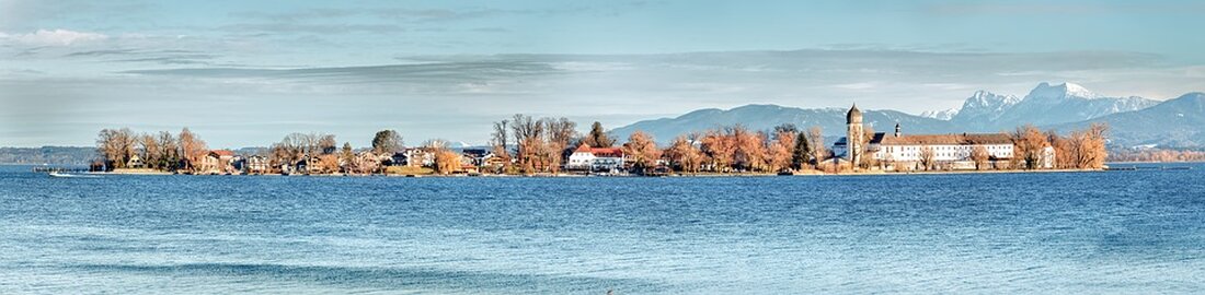 Gemäß einem Bericht von www.waz.de, Die Anzahl der Schwangeren ohne Krankenversicherung in Duisburg ist in den letzten Jahren von 923 im Jahr 2012 auf 2139 im Jahr 2014 gestiegen. Durch die Unterstützung einer Praxis in Duisburg wurde deutlich, dass vor allem Frauen aus Südosteuropa betroffen sind. Es gibt klare Probleme bei der medizinischen Versorgung dieser Frauen, die möglicherweise nicht die finanziellen Mittel haben, um angemessene medizinische Versorgung zu erhalten. Die Mangelversorgung könnte schwerwiegende gesundheitliche und wirtschaftliche Auswirkungen haben. Die Malteser-Praxis in Duisburg bietet Unterstützung für Schwangere ohne Versicherung an, stoßen jedoch auch auf finanzielle Herausforderungen. Die Kosten für Voruntersuchungen, Geburten …