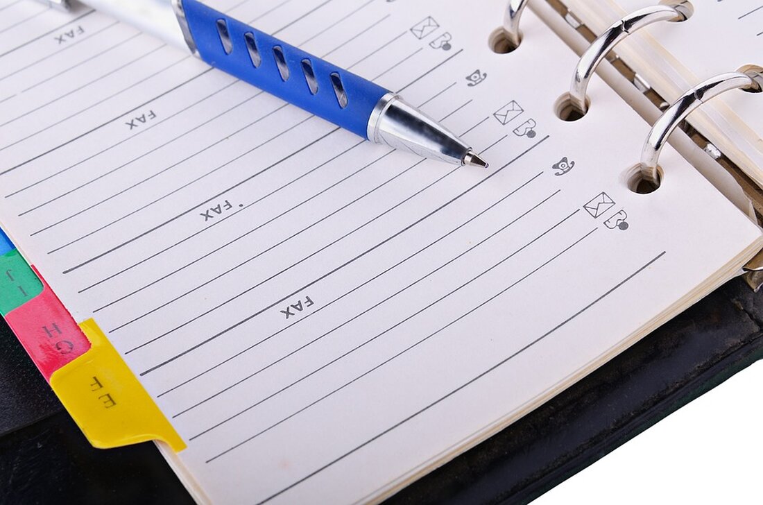 Gemäß einem Bericht von www.faz.net, Eine Zeit lang war die Angst vor höheren Zinsen an den Aktienmärkten tief verwurzelt. Starke Konjunkturdaten lösten ebenso Besorgnis aus wie schwache, da sie die Erwartungen an die Zinsentwicklung und das Wirtschaftswachstum beeinflussten. Doch in den letzten Wochen hat sich die Stimmung an den Aktienmärkten gedreht, insbesondere aufgrund der jüngsten Entscheidungen der Federal Reserve und der Europäischen Zentralbank (EZB) in Bezug auf die Zinsentwicklung. Sven Streibel, Chef-Aktienstratege der DZ Bank, merkt an, dass die Angst vor steigenden Zinsen am Aktienmarkt erheblich nachgelassen hat. Dies ist auf die Erwartung weiterer Zinserhöhungen durch die Fed und die &hellip;