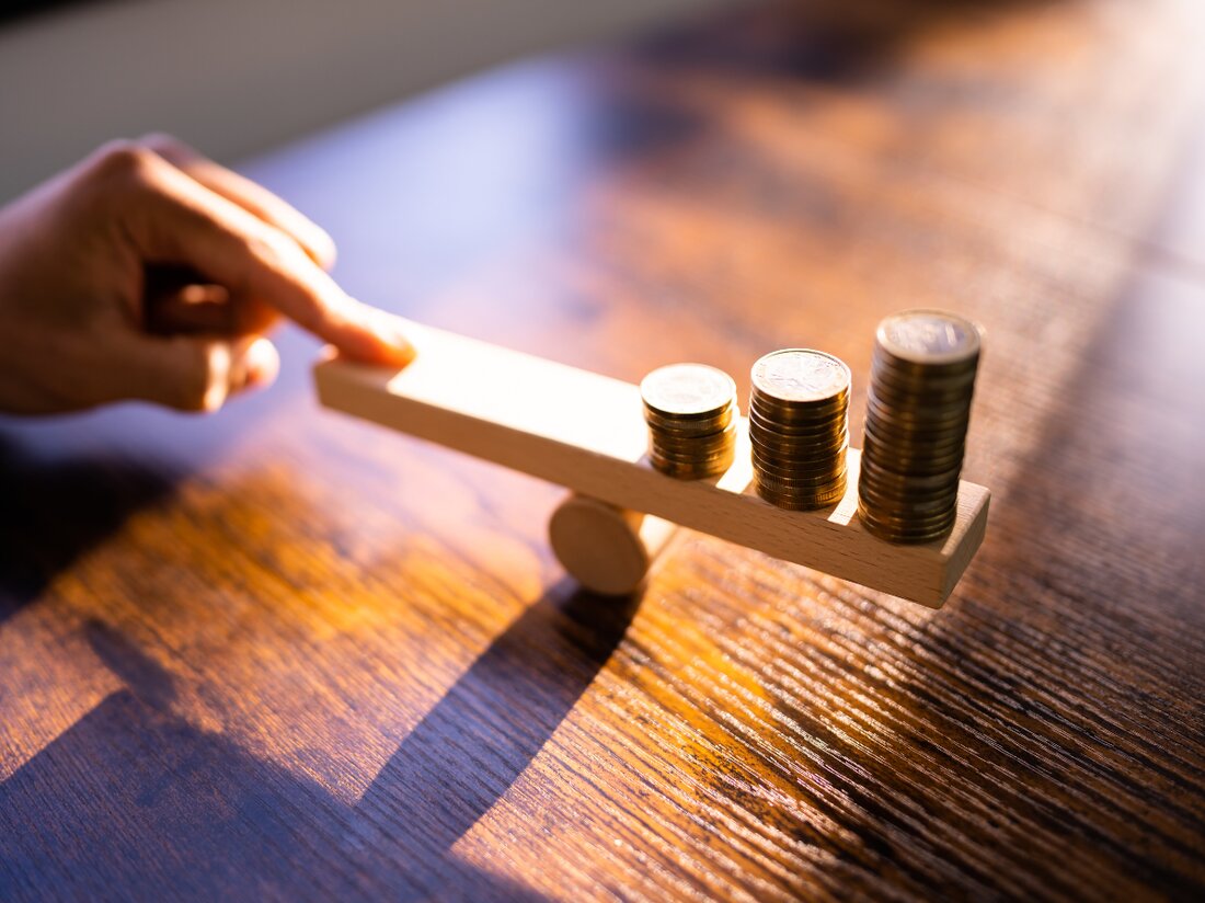 Neue Studie warnt vor wirtschaftlichem Niedergang Deutschlands: Staatskonsum steigt, Investitionen stagnieren. Reformen dringend nötig.