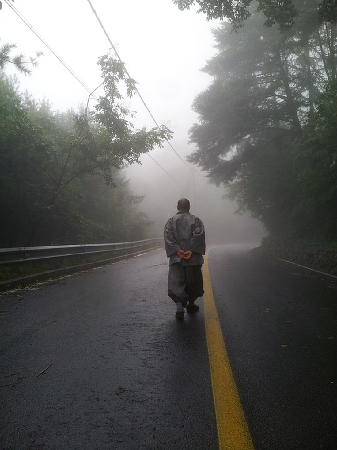 Obwohl es (noch) nicht existiert, ist es wohl das am meisten diskutierte Gebäude in Oranienburg: das historische Hotel Eilers. Anfang der 1960er-Jahre abgerissen, wird seit Jahren über den beschlossenen Wiederaufbau diskutiert. Jetzt gibt es eine Idee, die von der Nutzung als Verwaltungsbau abrückt… Gemäß einem Bericht von www.moz.de, Als Experte auf dem Immobilien-Markt in Oranienburg sehe ich den Wiederaufbau des historischen Hotel Eilers als eine bedeutende Entwicklung mit großen Auswirkungen auf den lokalen Immobilienmarkt. Die Wiederherstellung eines solch historischen Gebäudes wird die Attraktivität der Umgebung erhöhen und potenziell die Nachfrage nach Wohn- und Gewerbeimmobilien in Oranienburg steigern. Dies könnte zu …