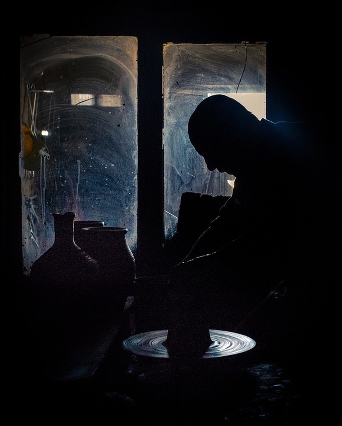 Die Anzahl der Firmeninsolvenzen steigt aufgrund hoher Energie- und Materialkosten, sogar in Branchen, die normalerweise als stabil galten. Die Auftragslage hat sich auch im Maschinenbau nicht vollständig entspannt Foto: Stefan Puchner/dpa BERLIN taz | Die Zahl der Firmenpleiten wird in diesem Jahr erheblich steigen. Davon geht die Versicherungsbranche aus. „Insolvenzen treffen vermehrt auch Branchen, die lange als sicher galten“, sagte Thomas Langen, der Vorsitzender der Kommission ­Kreditversicherung des Gesamt­verbands der Deutschen Versicherungswirtschaft. Das gilt etwa für den Maschinenbau, die Chemiebranche und den Gesund­heitssektor. „Ein Grund dafür sind die enormen ­Belastungen durch hohe Energie- und ­Materialpreise“, sagte Langen. Auch steigende Zinsen, &hellip;