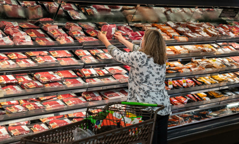 Inflation: Die Kunden „fangen an, etwas sparsamer zu sein“, sagt der CEO von Stew Leonard