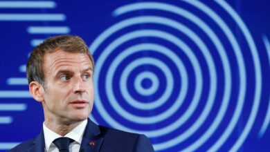 Globale CEOs kündigen auf Macrons Gipfeltreffen in Versailles Investitionen in Höhe von 6,7 Milliarden Euro an