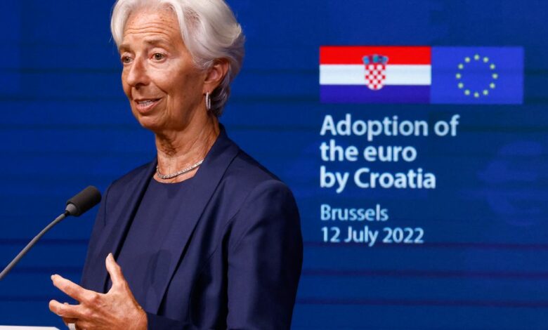 The signing ceremony on the adoption of the euro by Croatia, in Brussels