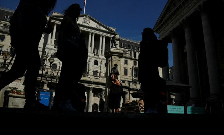 Britische 10-jährige Anleihen steuern auf den größten monatlichen Rückgang seit 1986 zu