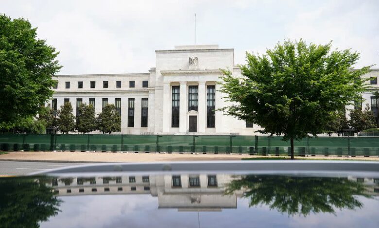 Die Zentralbanken erhöhen die Zinsen erneut, während die Fed den globalen Inflationskampf vorantreibt