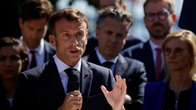 Macron sagt, er wolle den Bau von Projekten für erneuerbare Energien in Frankreich erleichtern