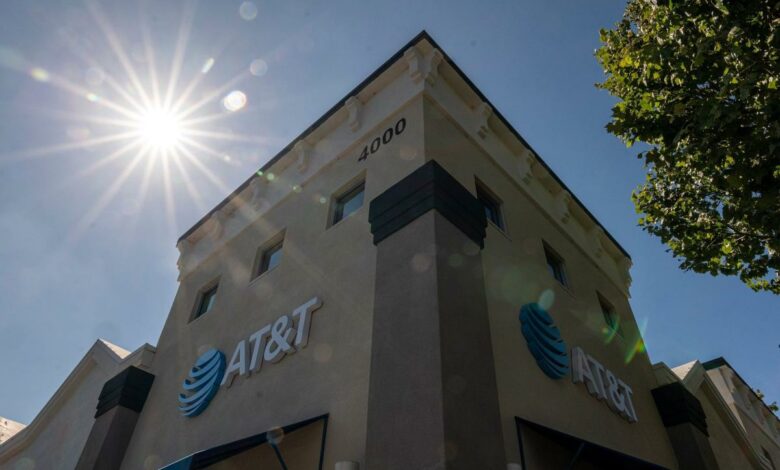 AT&T steigt am stärksten seit zwei Jahren, da das Kundenwachstum der Inflation trotzt