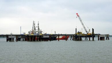 Floating LNG terminals in Wilhelmshaven