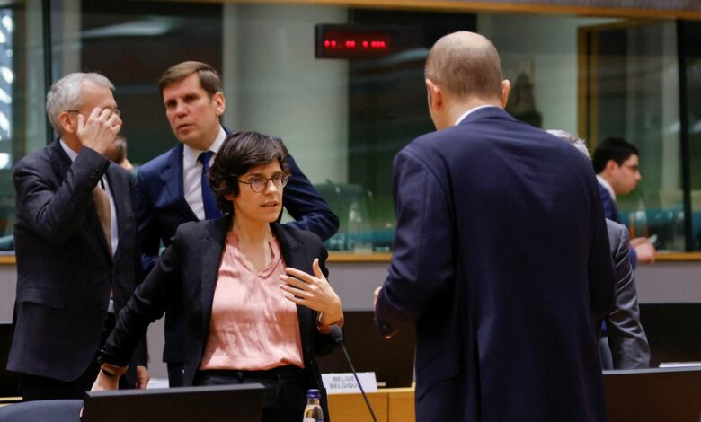 EU energy ministers discuss measures to rein in high gas prices in Brussels