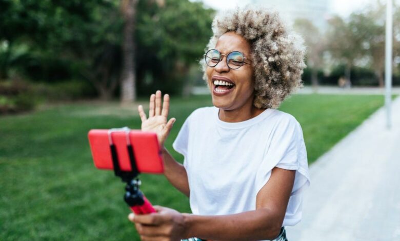 Dies sind die Top-Side-Hustles, nach denen die Leute recherchieren, wenn die Inflation in die Höhe schnellt – von bezahlten Umfragen bis hin zu virtueller Unterstützung