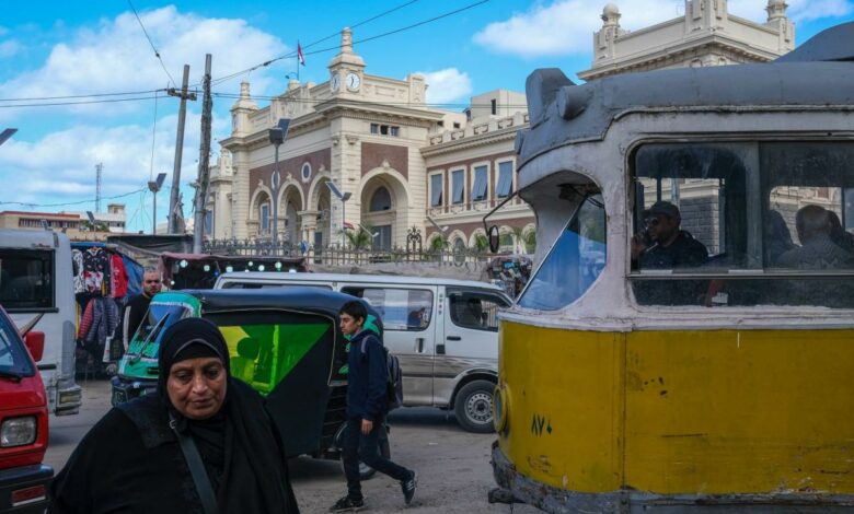 Dollarprobleme, Inflation zerschlagen die Hoffnungen ägyptischer Unternehmen für 2023