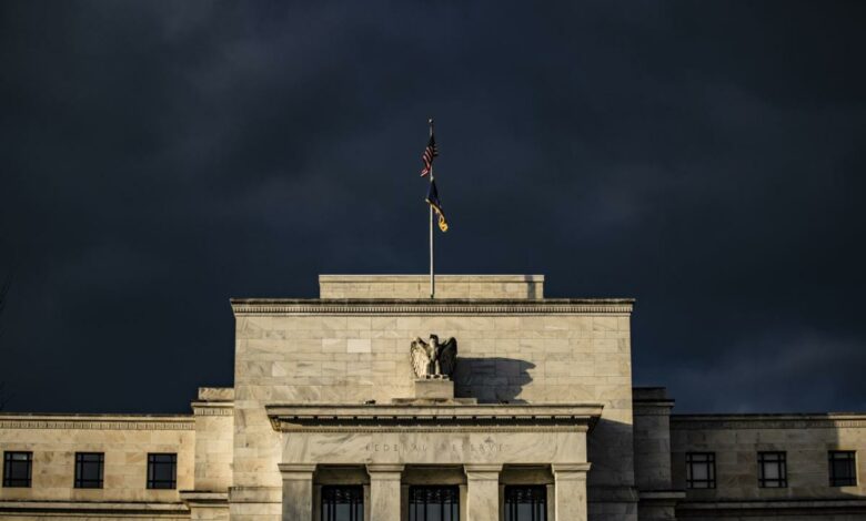 Summers sieht fast 50-50 Chancen, dass die Fed auf 6 % oder höher steigen muss