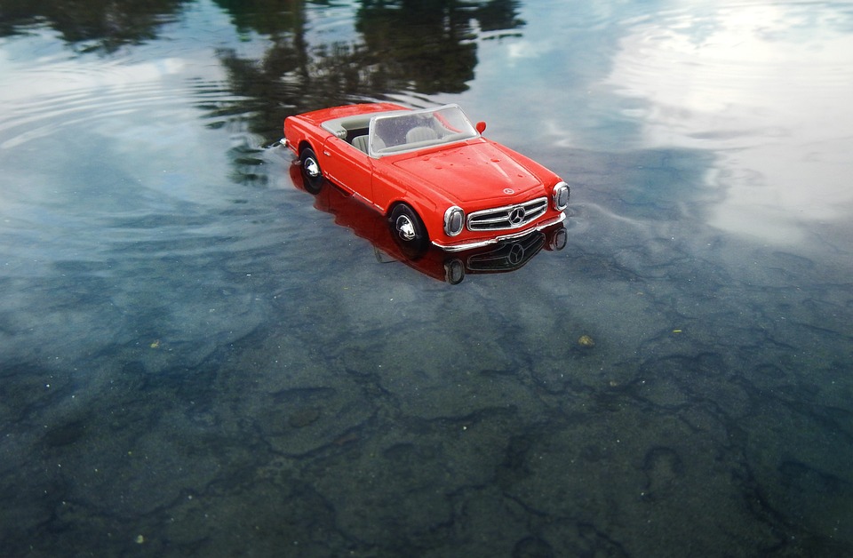 Tencent-Aktie stagniert: Finanzexperte analysiert die aktuelle Kursentwicklung des chinesischen Internetunternehmens.