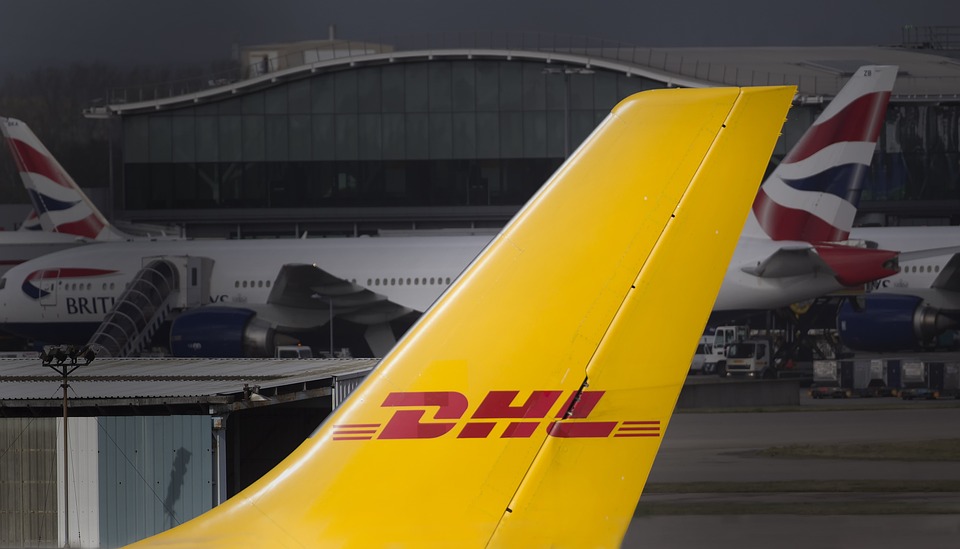 Betrugsmasche bei DHL: Verbraucherzentrale warnt vor sensiblen Daten und Geldverlust!