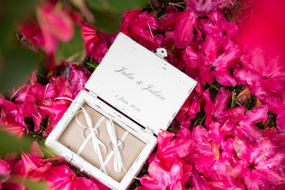 Allianz: Stabilität auch in turbulenten Zeiten – jetzt spannend für Investments! Im aktuellen Frankfurter Investmentblog alles lesen.