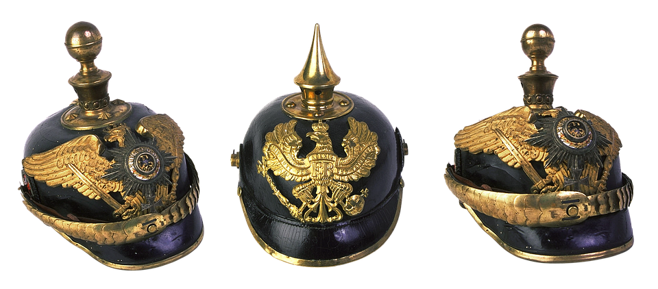 Deutsche Bank kündigt höhere Ausschüttungen an und steigert Aktienkurs durch Kapitalfreisetzung.