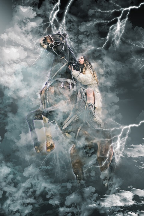 Warum trotz steigender Zinsen der Kauf einer Immobilie attraktiv bleibt – Finanzexperte im Interview