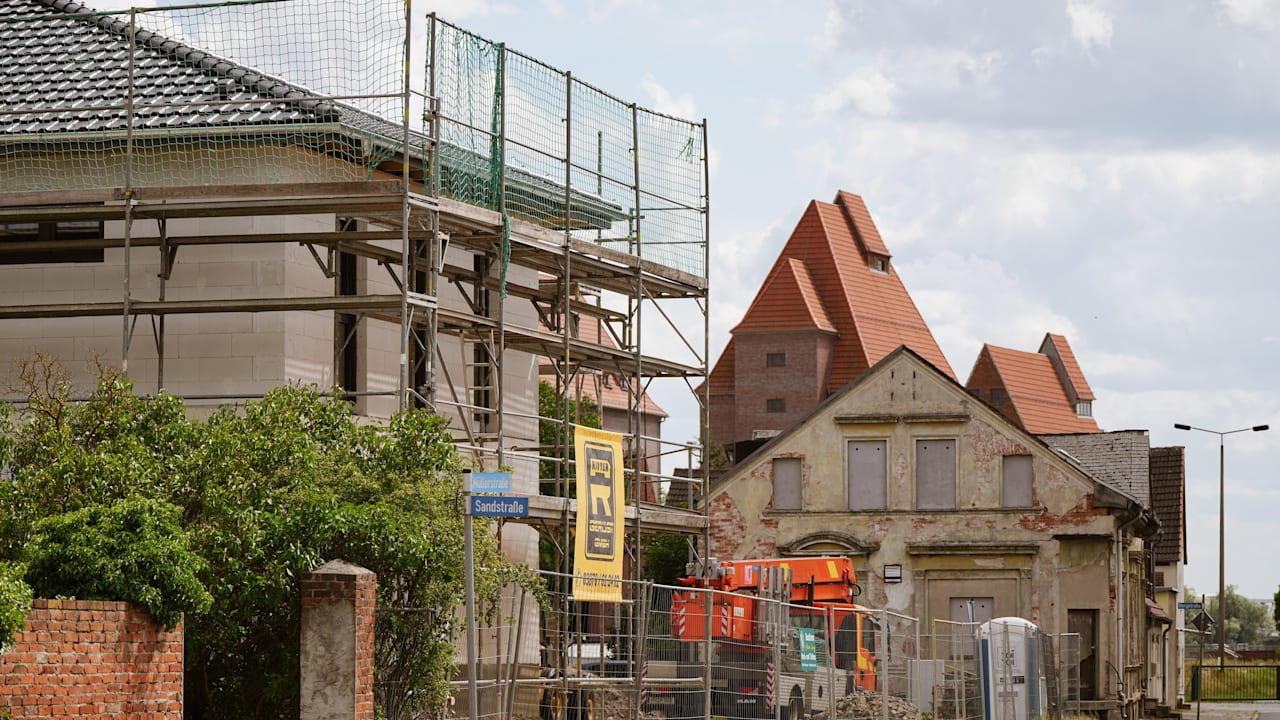 Immobilienmarkt 2023: Preissturz und Zinsanstieg – Prognose für 2024