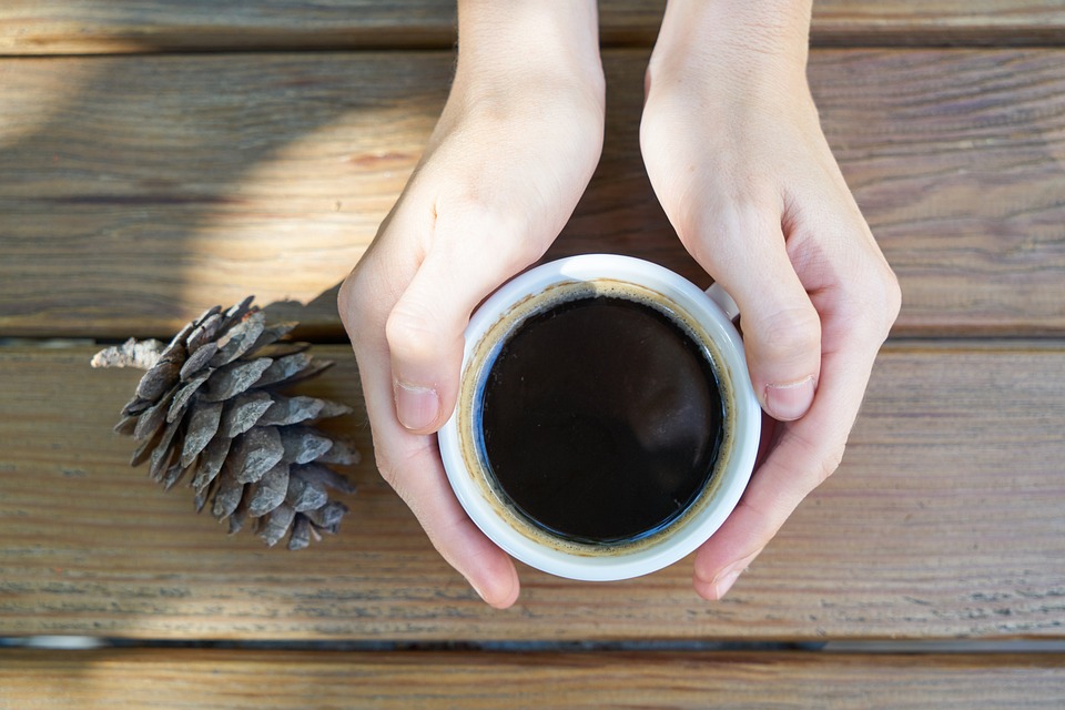 Finanzexperten warnen vor panischem Ausstieg aus ETFs wegen Börsenabsturzängsten