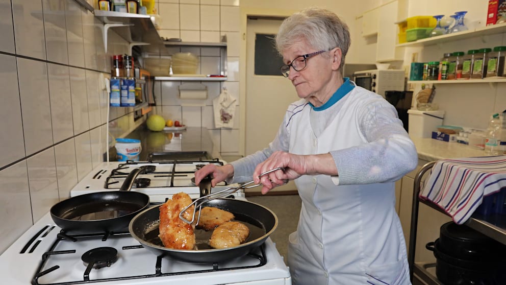 Die 79-Jährige kocht jeden Tag selbst und frisch