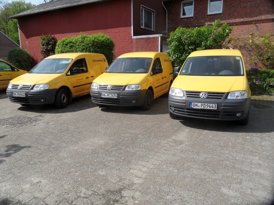 Finanzexperte warnt vor betrügerischen Phishing-Mails mit Paketdienst im Absender