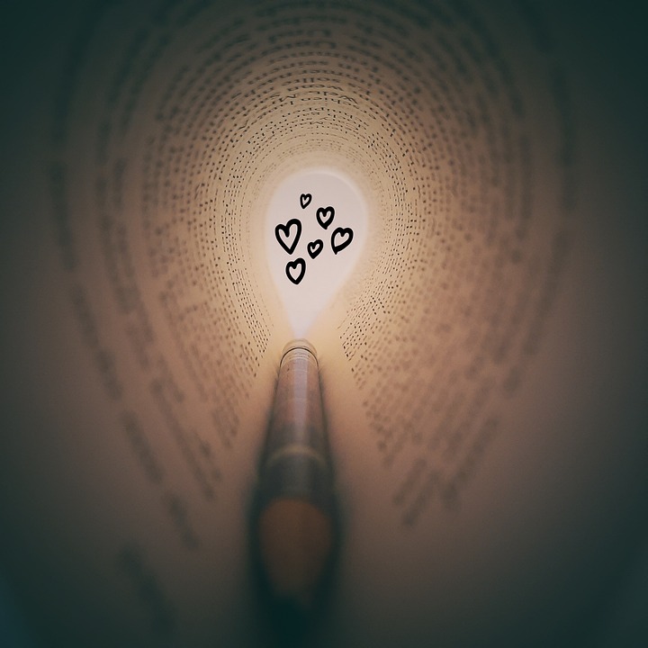 Tipps für umweltfreundliche Kosmetik: Finanzexperte warnt vor Werbeslogans und gibt Orientierung beim Kauf.