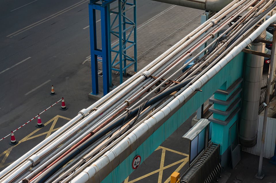 Chemieindustrie: Schwierige Aussichten trotz erreichter Talsohle – Experten warnen vor weiterem Abwärtstrend