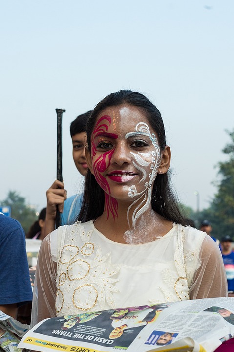 Entkoppelung von Aktienmärkten und Einkaufsmanagerdaten: Ursachen und Auswirkungen