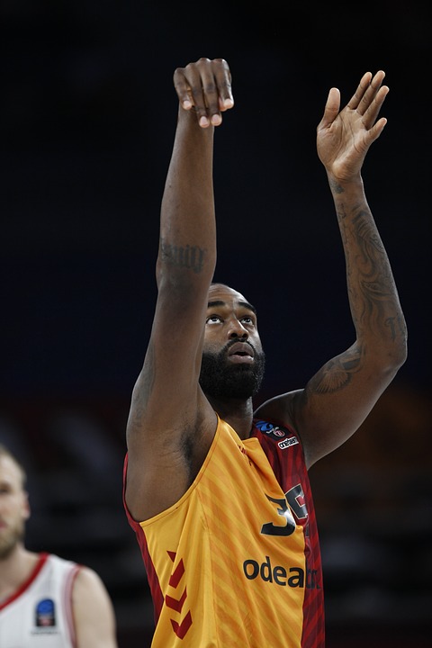 Kritik an Bayerns Wirtschaftsminister Aiwanger: Lob und Tadel aus der Finanzwelt.