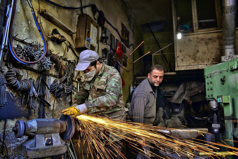 Goldpreis Prognose 2024: Experten erwarten anhaltende Aufwärtsbewegung und mögliche Rekordstände