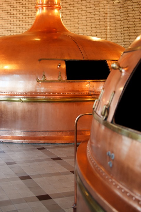 Was tun, wenn das Auto bei Karneval randaliert wird? Finanzexperte gibt Tipps