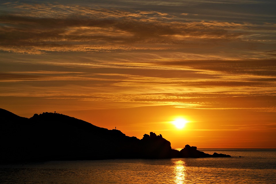 Kfz-Versicherung kündigen: Finanzexperte erklärt wichtige Tipps und Stichtag