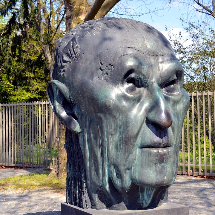 Kanzler Nehammer lehnt Verlängerung der Regelarbeitszeit ab